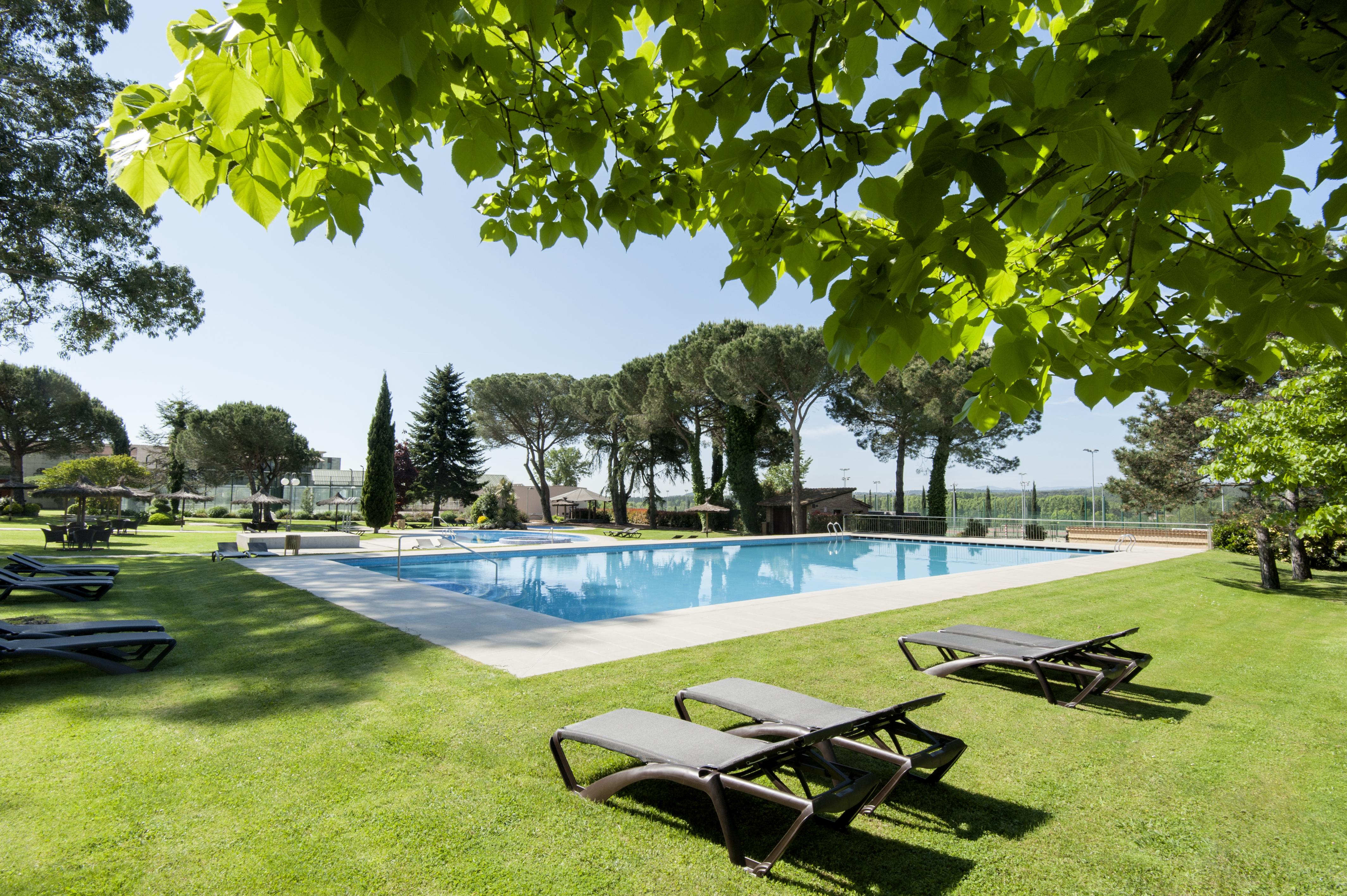 Hotel Mas Sola Санта-Кулома-да-Фарнес Екстер'єр фото